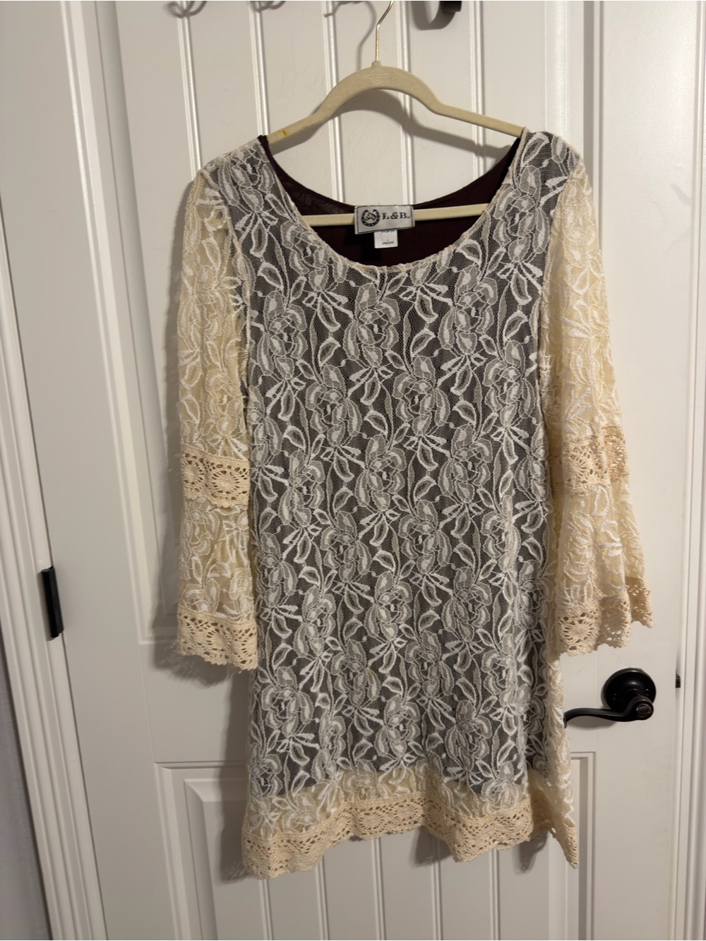 L&B Lucky & Blessed Women's Western Lace Lined Dress w/Bell Sleeves. Size L